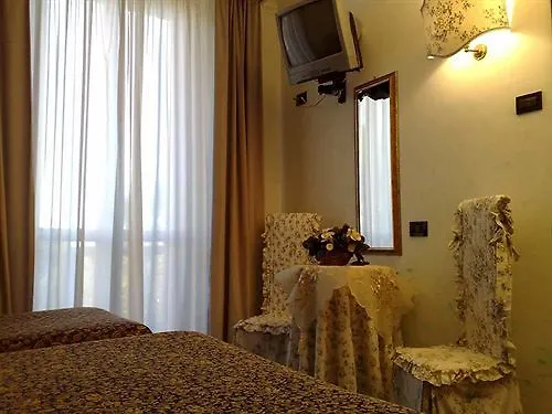 Hotel Leopoldo Castiglioncello 3*,  Italy